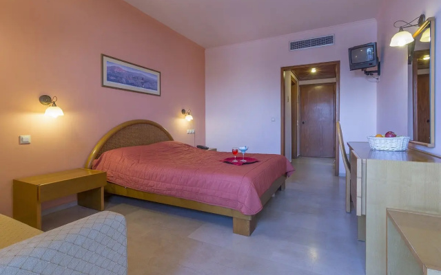 Golden Sand Hotel