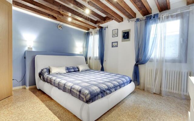 Ca' Patrizia Apartment in Venice