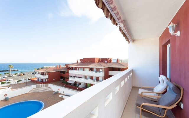 HomeLike Sea Front Duplex Terrace Pool