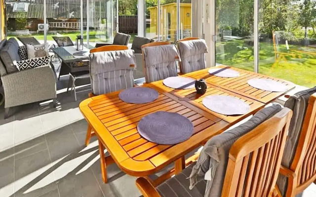 9 Person Holiday Home in Skummeslovsstrand