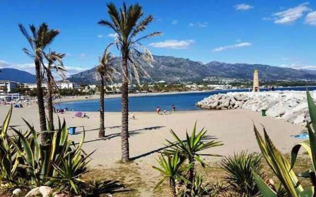 Andalusia, luxury apartment 4 pers. sea side