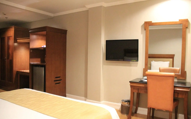 Savannah Resort Hotel