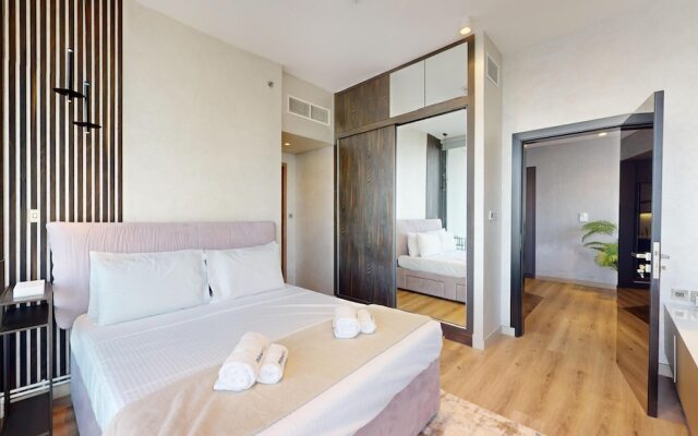 Primestay - LIV 1BR Marina View - Dubai