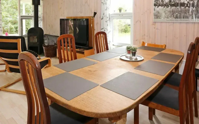 8 Person Holiday Home in Hadsund-by Traum