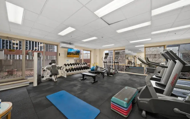 Central ACT Studio With Indoor Pool and Gym
