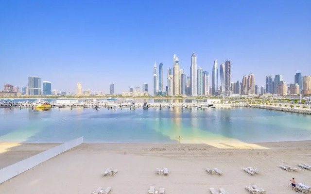 Sunrise Bay - Ultra Luxury Emaar Beachfront - Private Beach and Pool