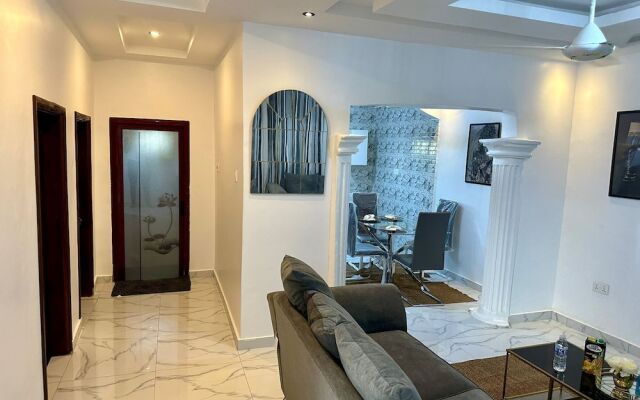 Luxe Apt #4the Retreat Apartments