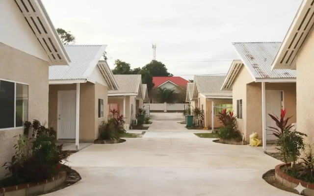 Valencia's Guesthouse