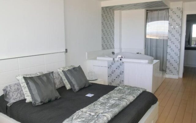 SYTB&B Luxury Bed & Breakfast