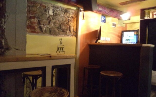 HOSTEL44