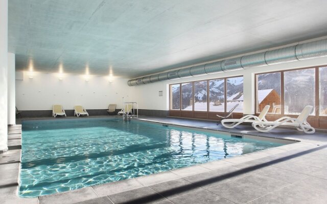 Apartment in the active Pra Loup and Espace Lumière