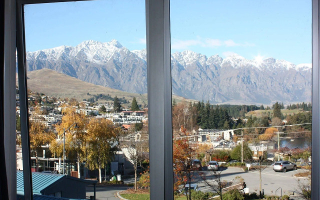 Hampshire Holiday Parks - Queenstown Lakeview