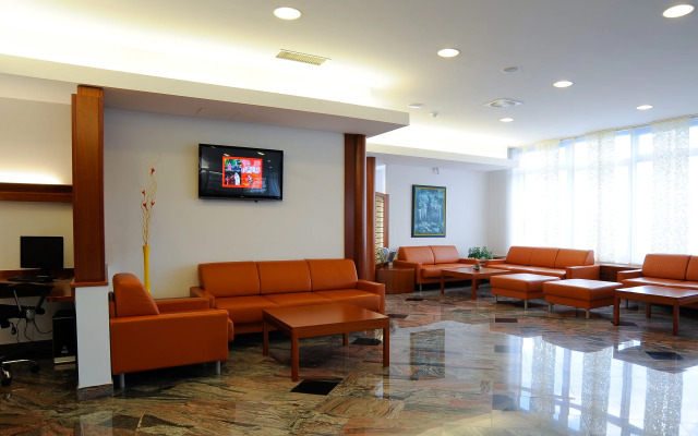 Garni Hotel Azul