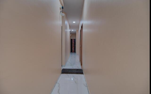 OYO 42395 Asma Hotel