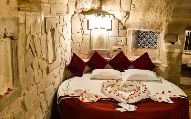 Dream Cave Hotel & Hostel