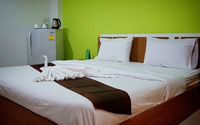 Hotel Ploy Pavilion