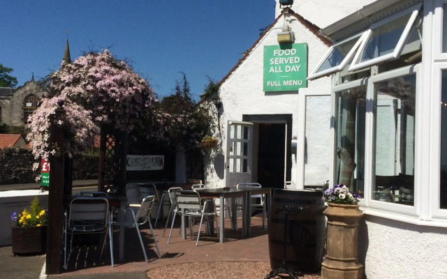 The Upper Largo Hotel & Restaurant