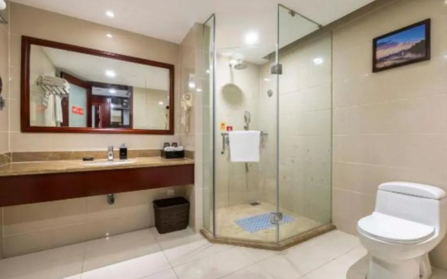 Yiyang Huatian Hotel