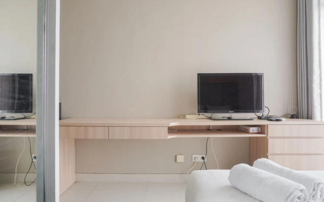 Minimalist and Comfort Studio at Ciputra International Apartment – Guest Rooms – Jakarta