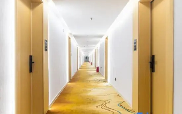 Huancheng Hotel