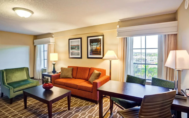 Embassy Suites by Hilton Fort Myers Estero