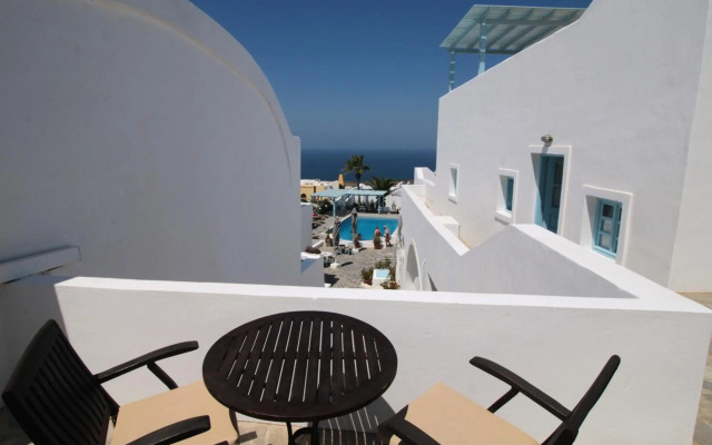 Aethrio Sunset Village Hotel