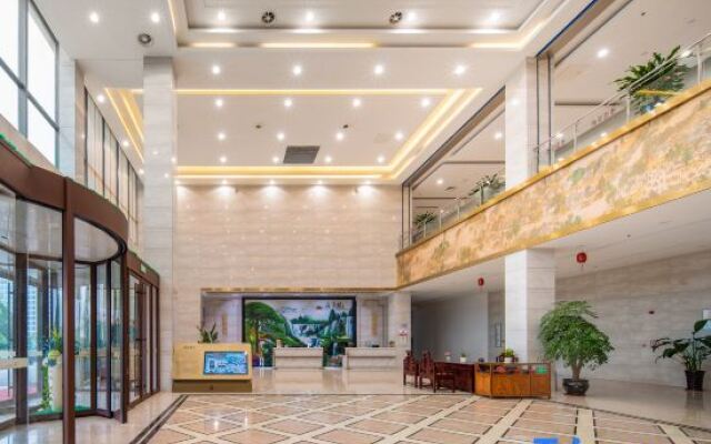 Zhongqi Hotel (Jiaozhou Shanghe Demonstration Zone)