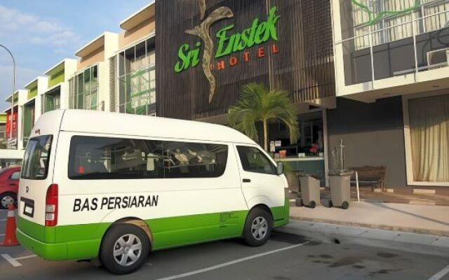 Sri Enstek Hotel KLIA, KLIA 2 & F1