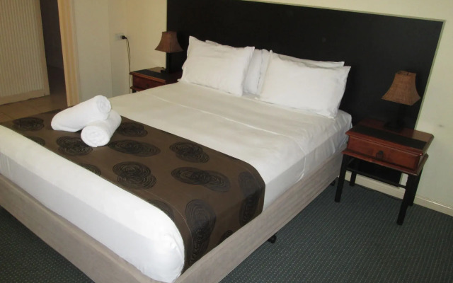 Tower Court Motel - adults only haven