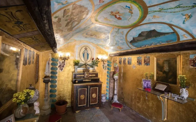 Cannatella's Mansion