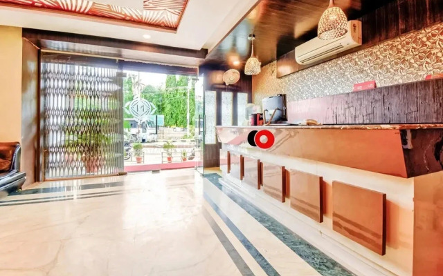 Nakshatra Comforts by OYO Rooms