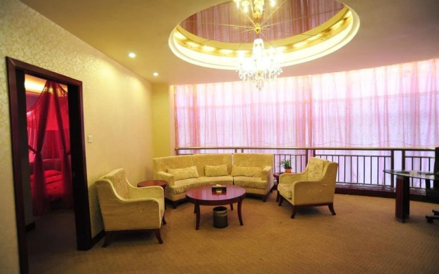 Fuyang Jinggong Hotel