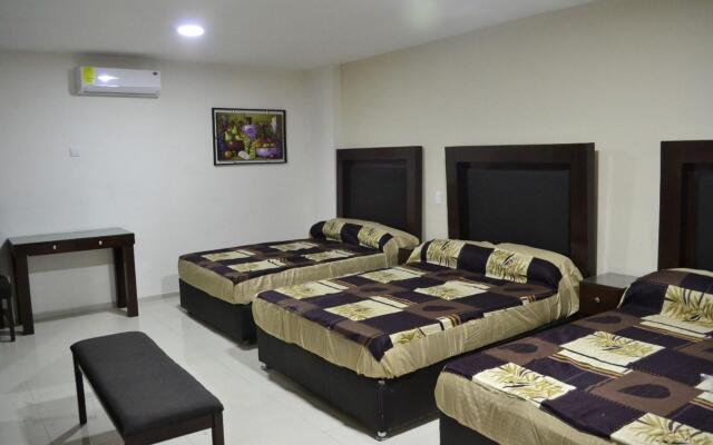 Hotel Business by Grupo La Jolla