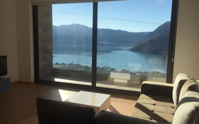 Peaceful flat with pool & great view in Risan! - View 9