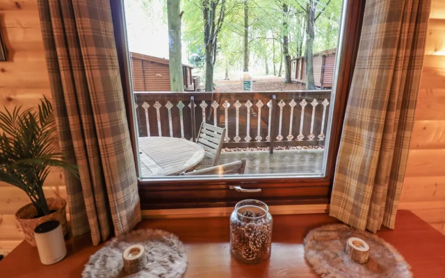 Leafy Hollow Lodge