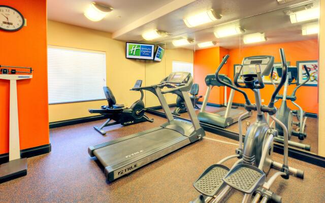 Holiday Inn Express And Suites Granbury by IHG