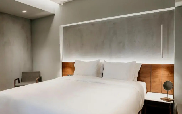 Aya Hotel