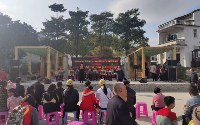 Chaozhou Shifeng Yingbin Inn