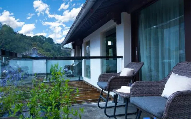 fanhua Light Luxury Inn