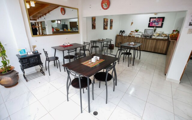 Capac Inka Wasi Plaza