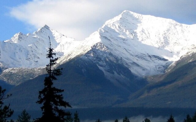 Heavens Edge Mountain Lodge