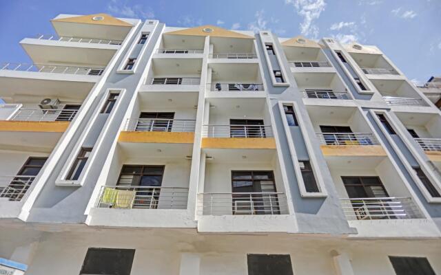 Collection O 82685 Hotel Shiv Shiva Residency