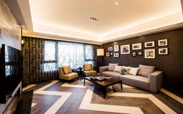 J Palace Residence