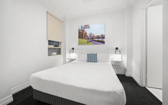 Comfort Hotel Melbourne Central