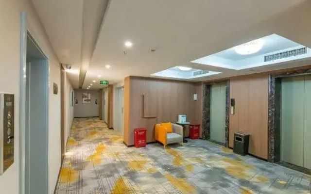 Wuxue Ruiqing Hotel