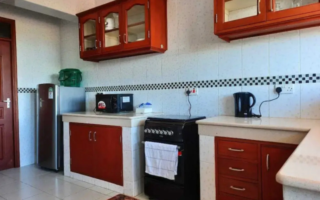 Stay.Plus Queen's Royal Apartments Nyali