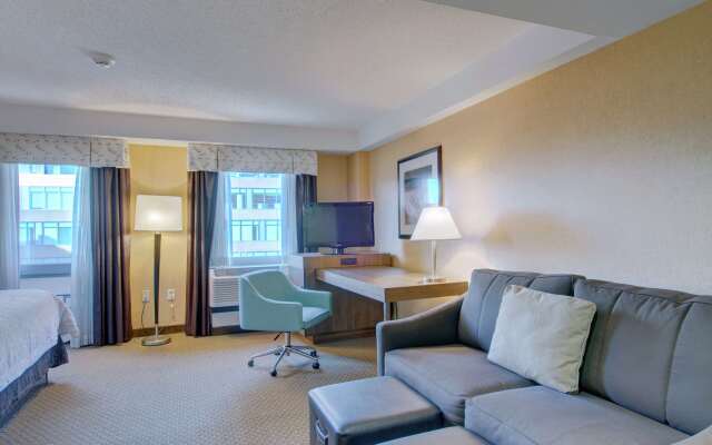 Hampton Inn & Suites Boston Crosstown Center