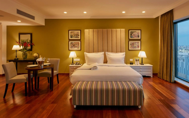 The Waverly Hotel & Residences – Guest Rooms – Bangalore
