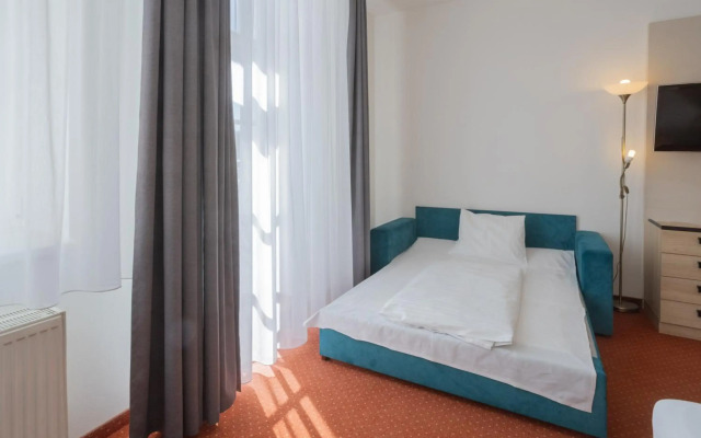Hotel Flora
