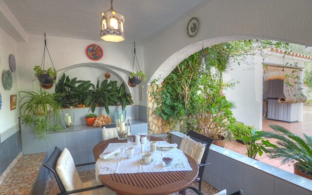 Aries House by Hello Apartments Sitges